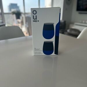 Oui Thermal Wine Bottle and 2 Glasses